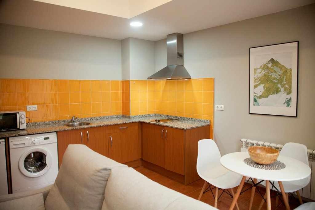 Cumbres De Los Picos Apartamento Los Abedules Poo  Экстерьер фото